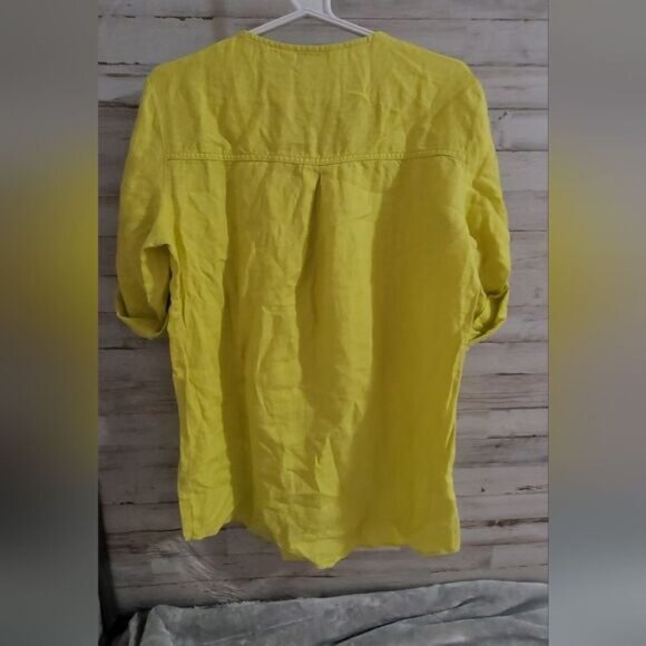 Ellen Tracy Company Linen Zip-Front Roll Tab Sleeve Top – Limeade – Size M - Picture 2 of 5